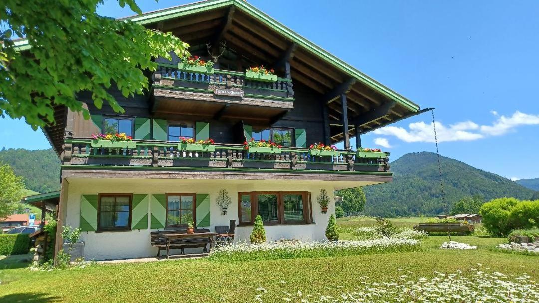 Apartment Dr. Datz Reit im Winkl